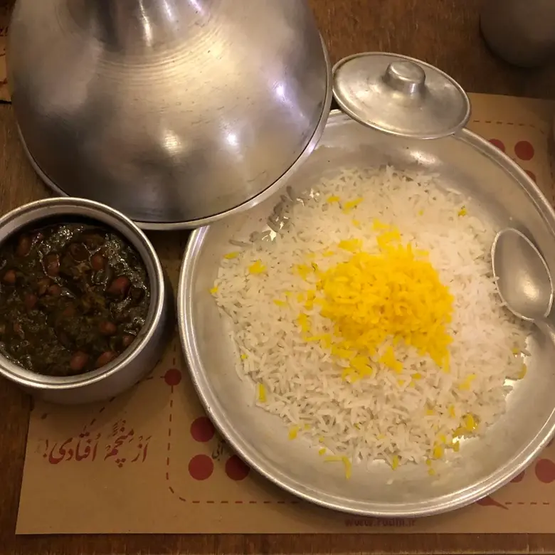 chelo-khoresht-gorme-sabzi
